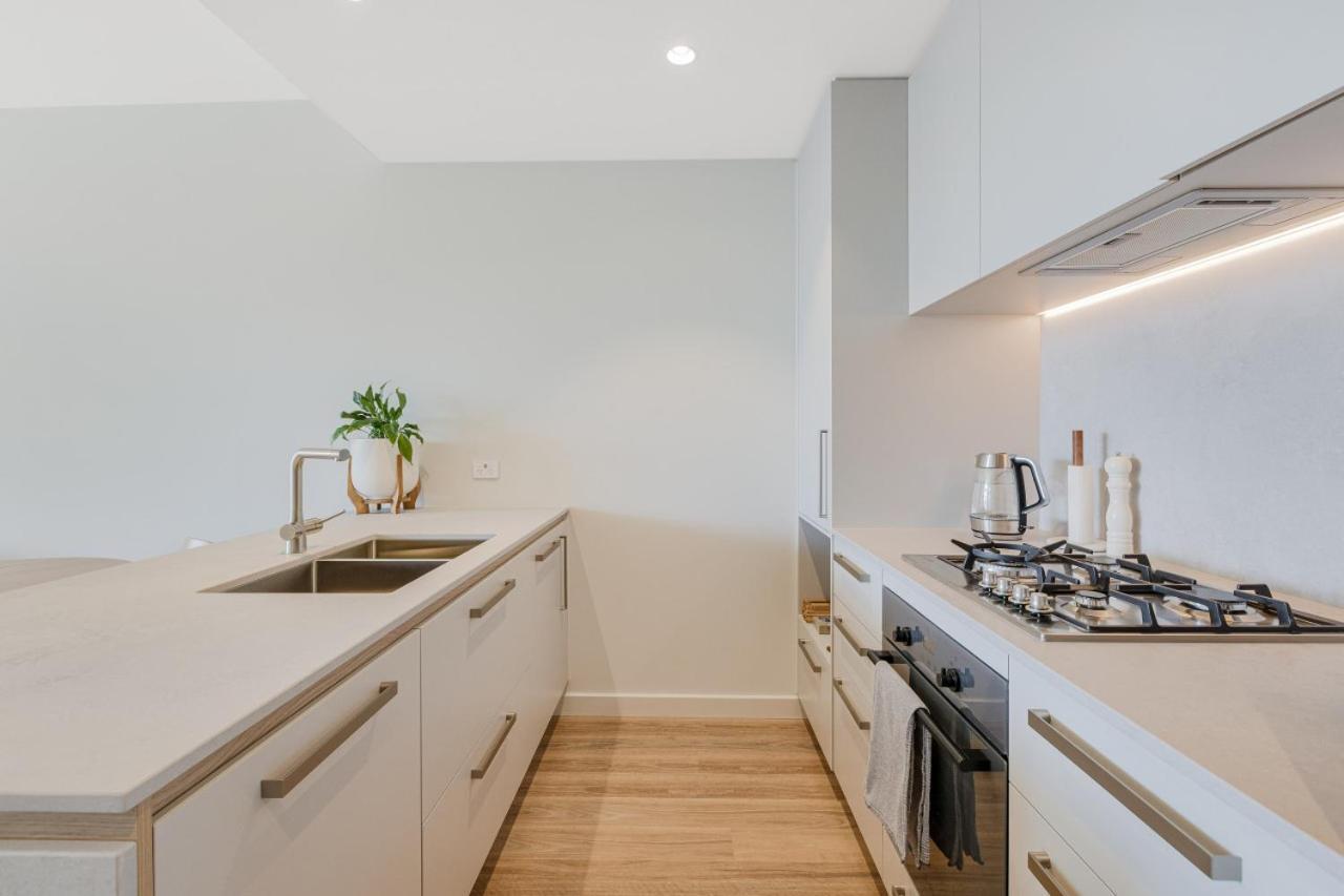 Kirra Coastal Luxe Retreat Apartment